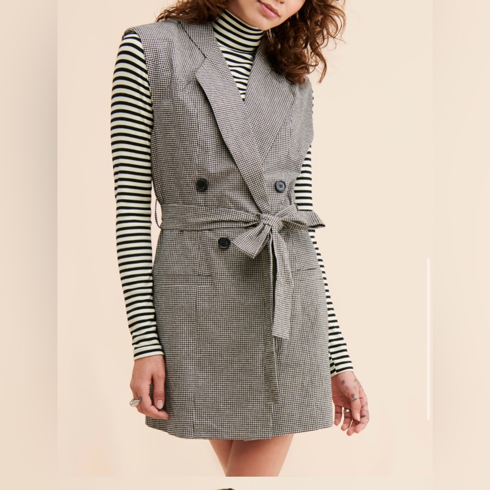 MINKPINK Brooklyn Blazer Dress Size Medium